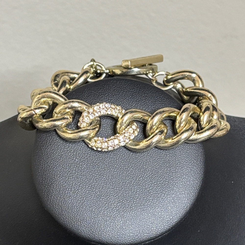 Victoria’s Secret Gold Tone Rhinestone Chunky Chain Toggle Bracelet